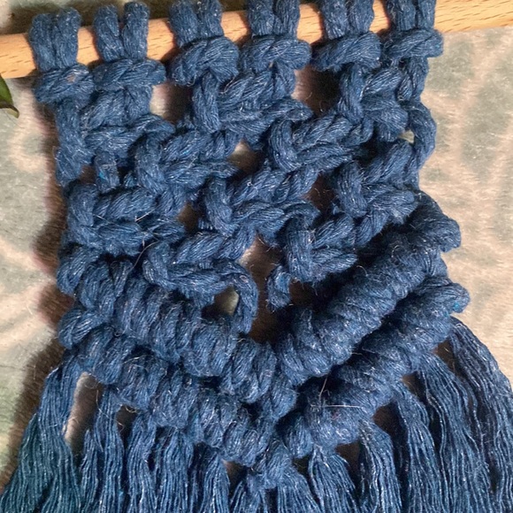 Beautiful Custom made Hand crafted Macrame Hanging wall decor - Picture 4 of 9